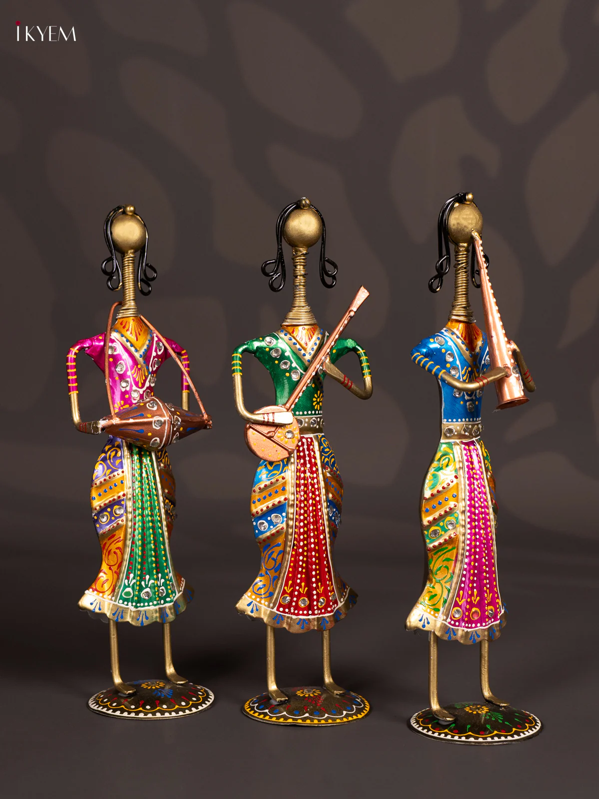 METAL PAINTED MUSICAL WOMENS SET OF 3 - KN29148 - Image 2