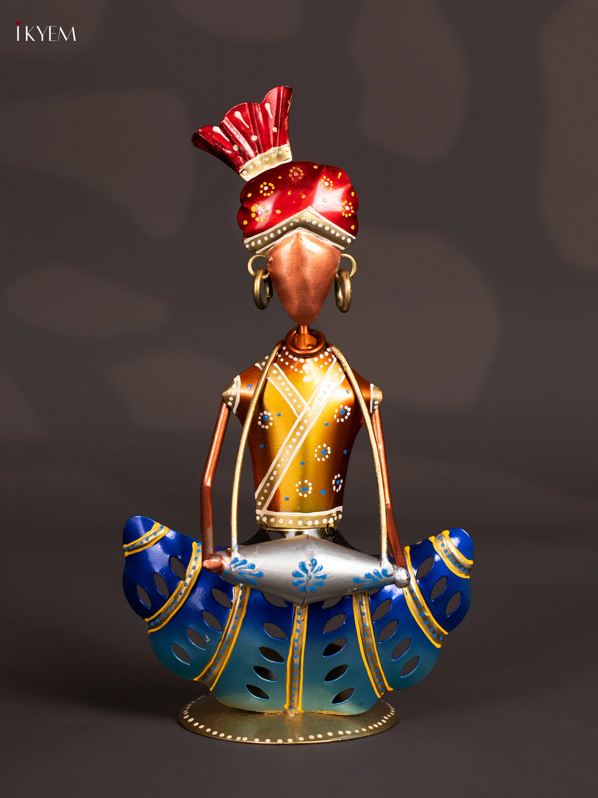 METAL PAINTED TEA LIGHT LADY / SARDAR (S / 2) COLOUR - KN29149 - Image 3