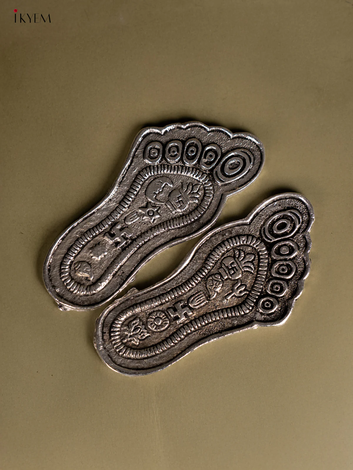 Elegant Lakshmi Paduka In German Silver - KH06112 - Image 3