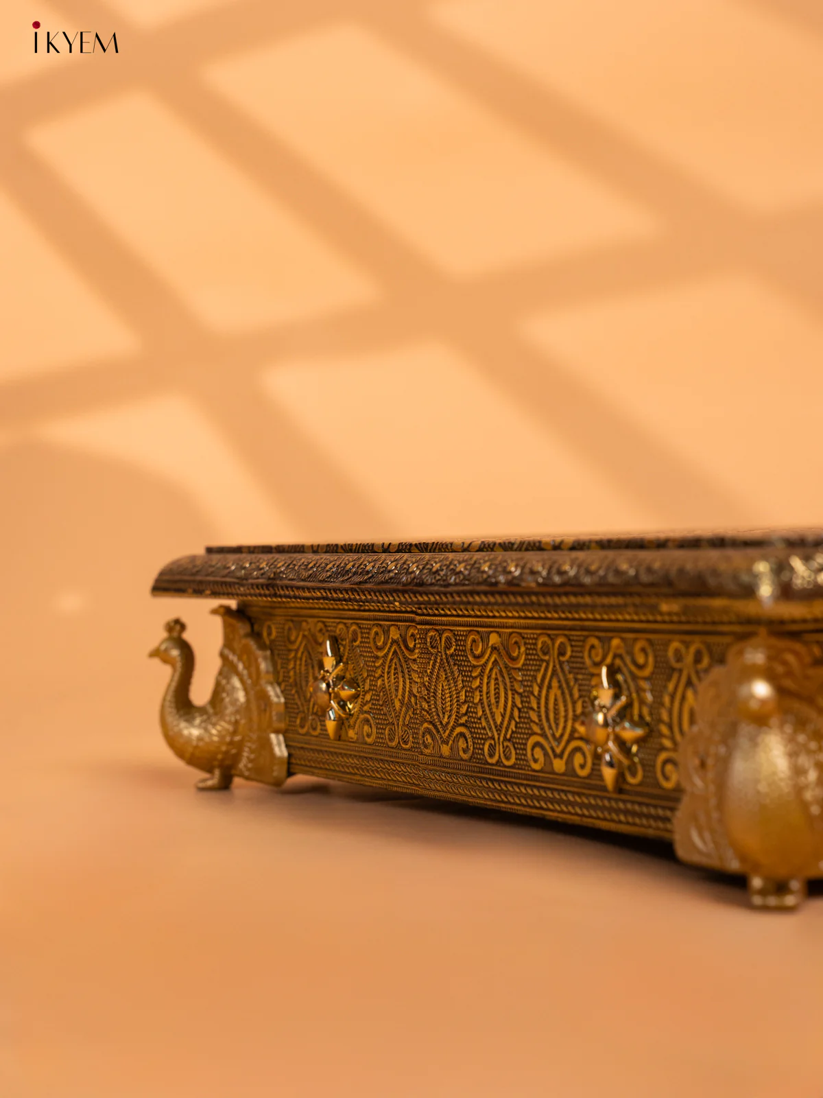 Elegant Gold Oxidized Bajot with Peacock Legs - KC17111 - Image 4