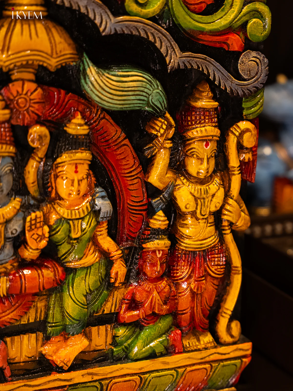 Hand Painted Ramar pattabishekam Wooden Wall panel - KF19112 - Image 3