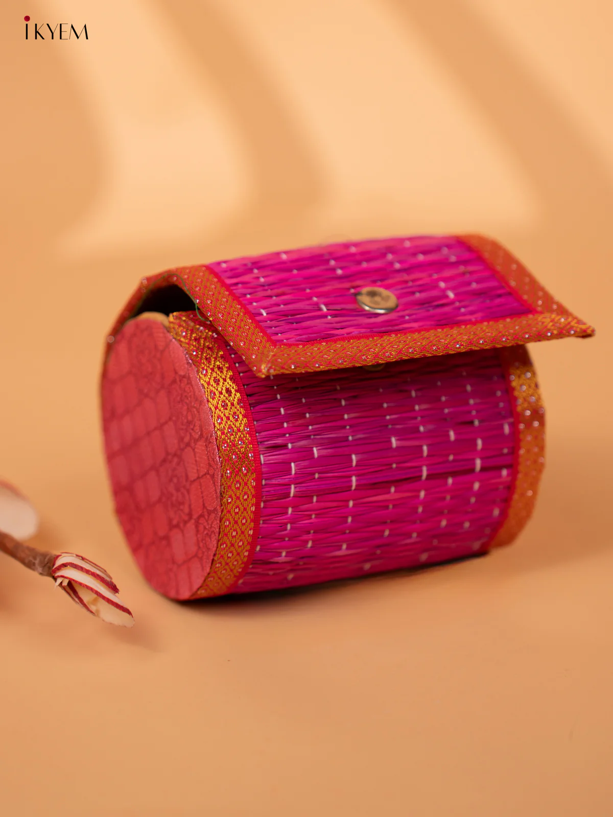 Pink Korai and Raw Silk Round Bangle Box - KC20129 - Image 3