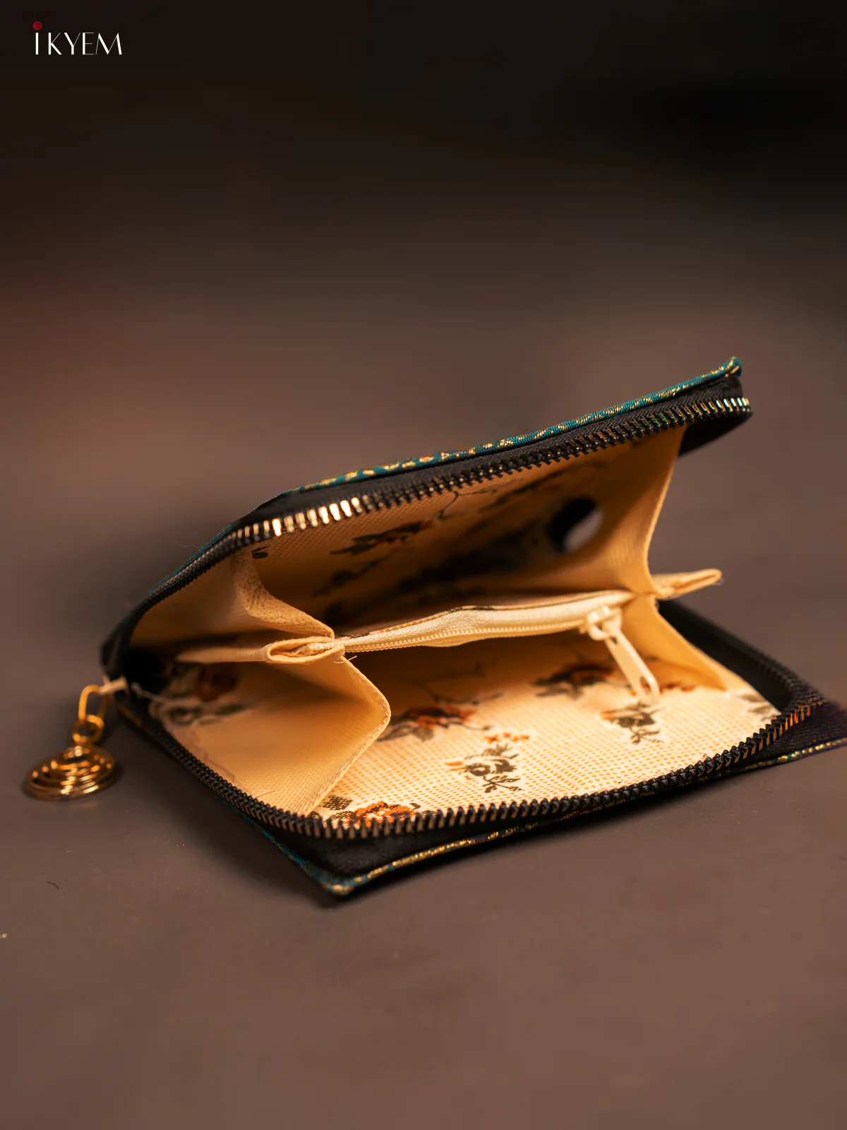 Rangoli designed Banarasi Zip Wallet - KF05111 - Image 15