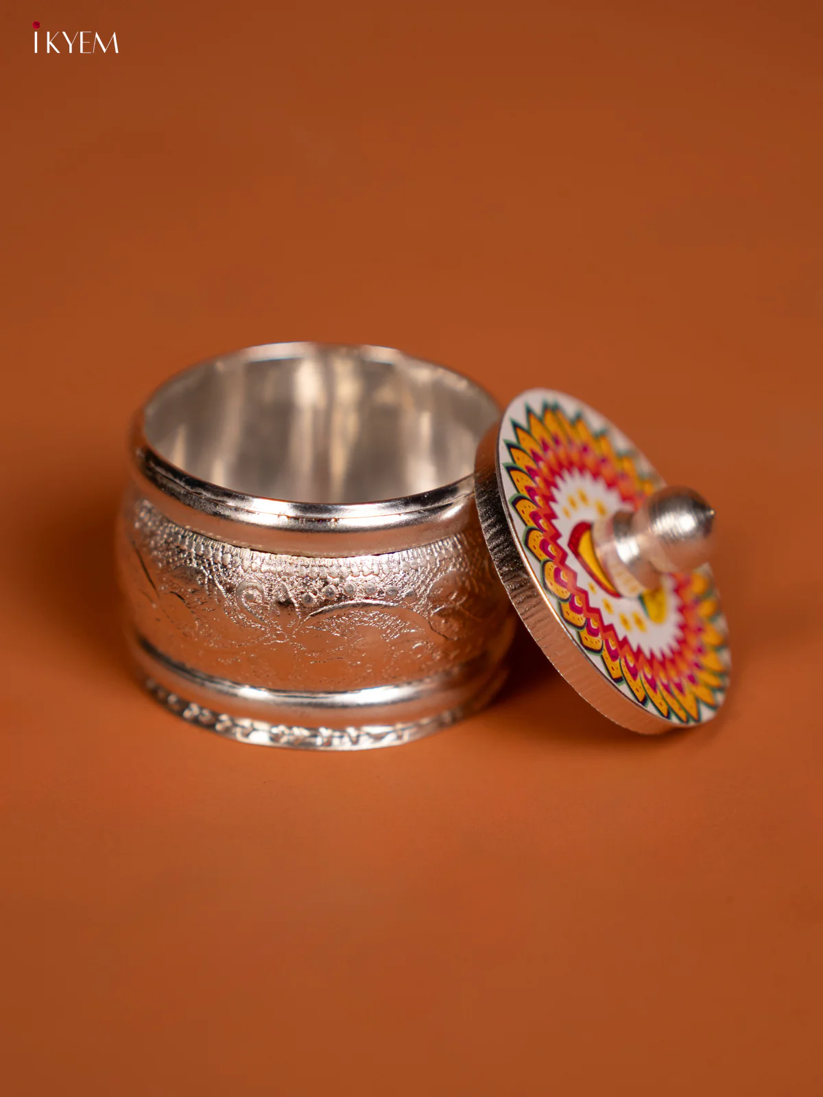 German Silver Kumkum Holder with Intricate Rangoli Design - KF10242 - Image 3
