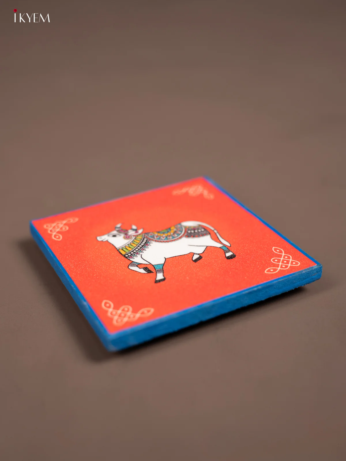 Red Pichwai Cow & kolam Printed Wooden Manai With Blue Border - KE29151 - Image 2