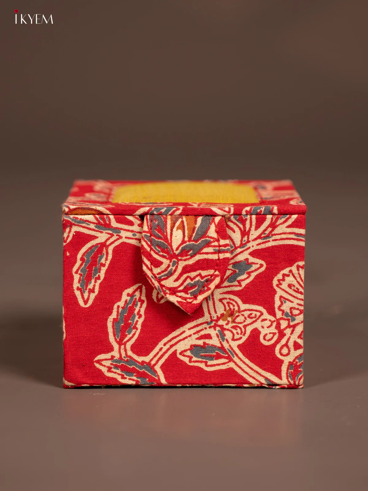 Elegant Red Kalamkari Small Jewelry Box - KE29179 - Image 3