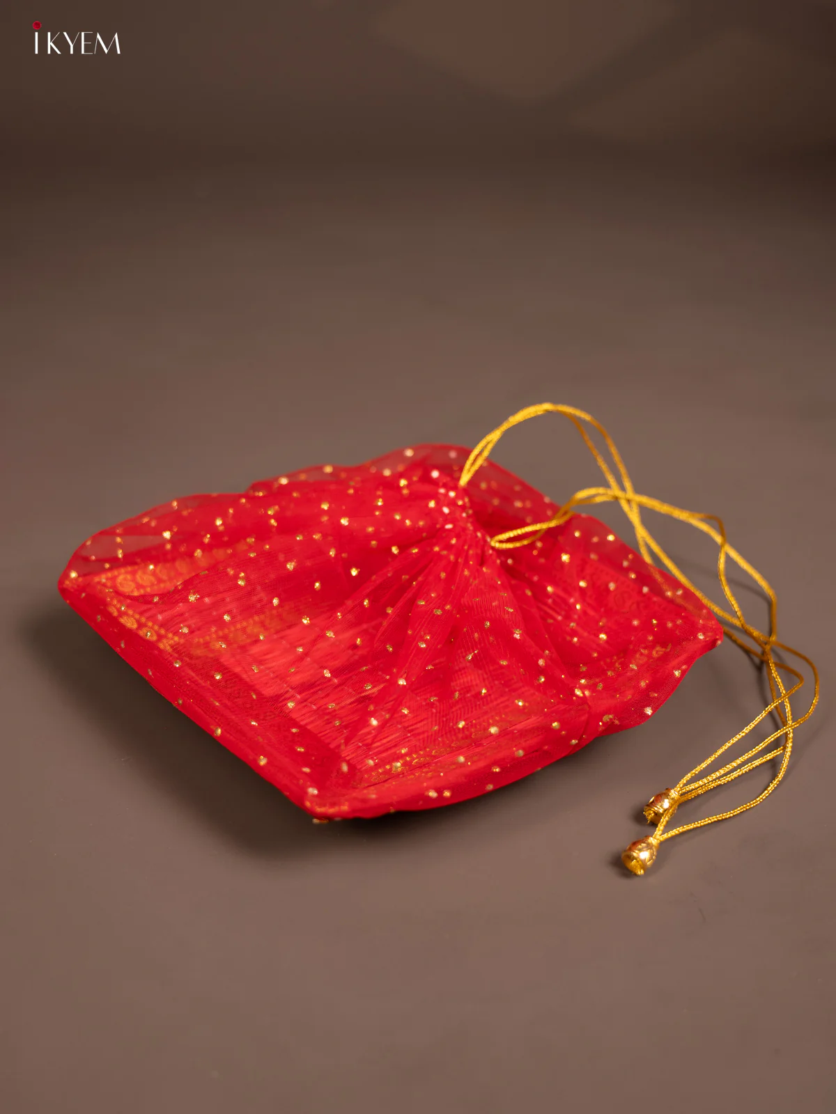 Red Korai tray with Potli - KE29172 - Image 2