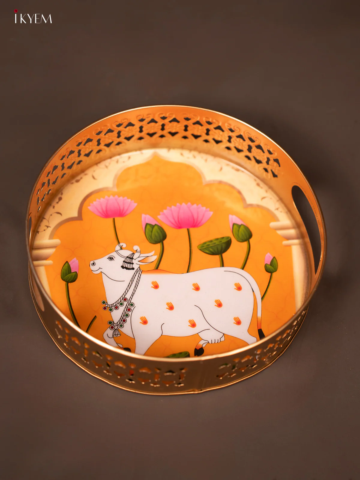 Senthur Yellow Pichwai Printed Metal Tray With Cow & Lotus Print - KF19129 - Image 4