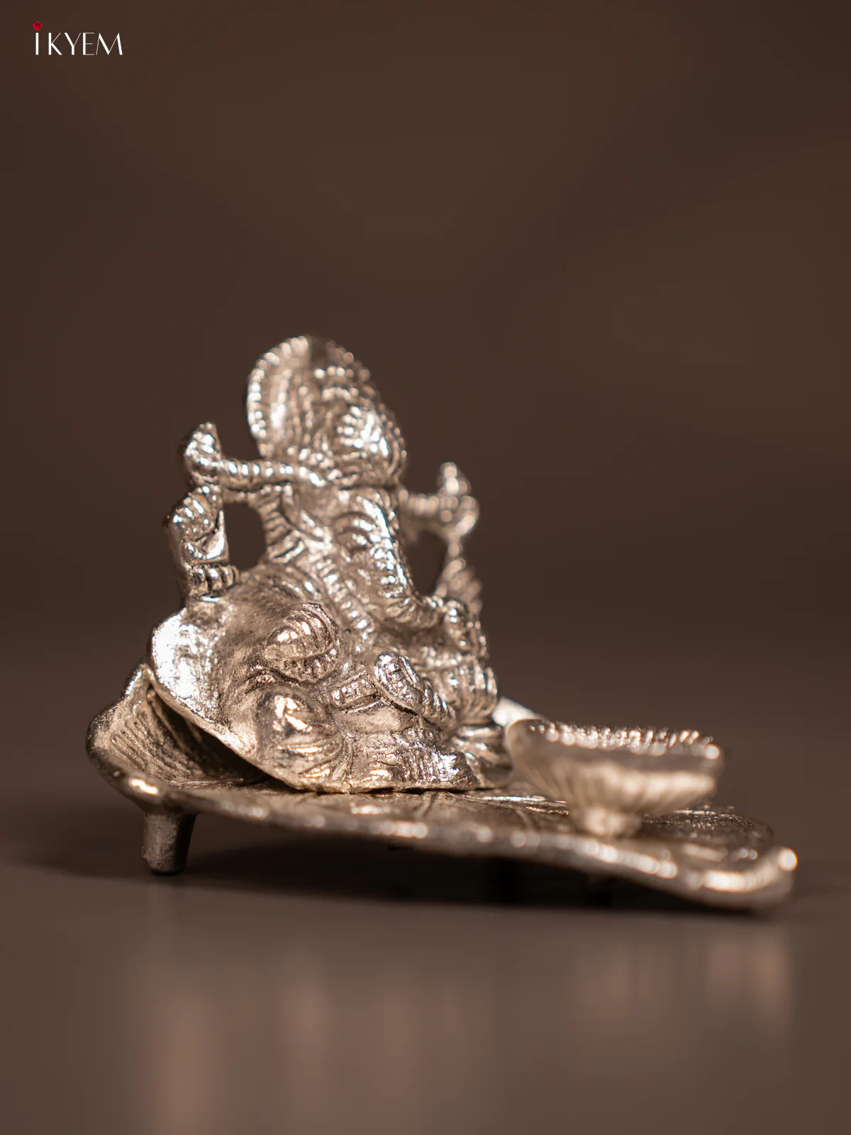 Divine Silver Plated Ganesha Diya & Idol - KE29131 - Image 3