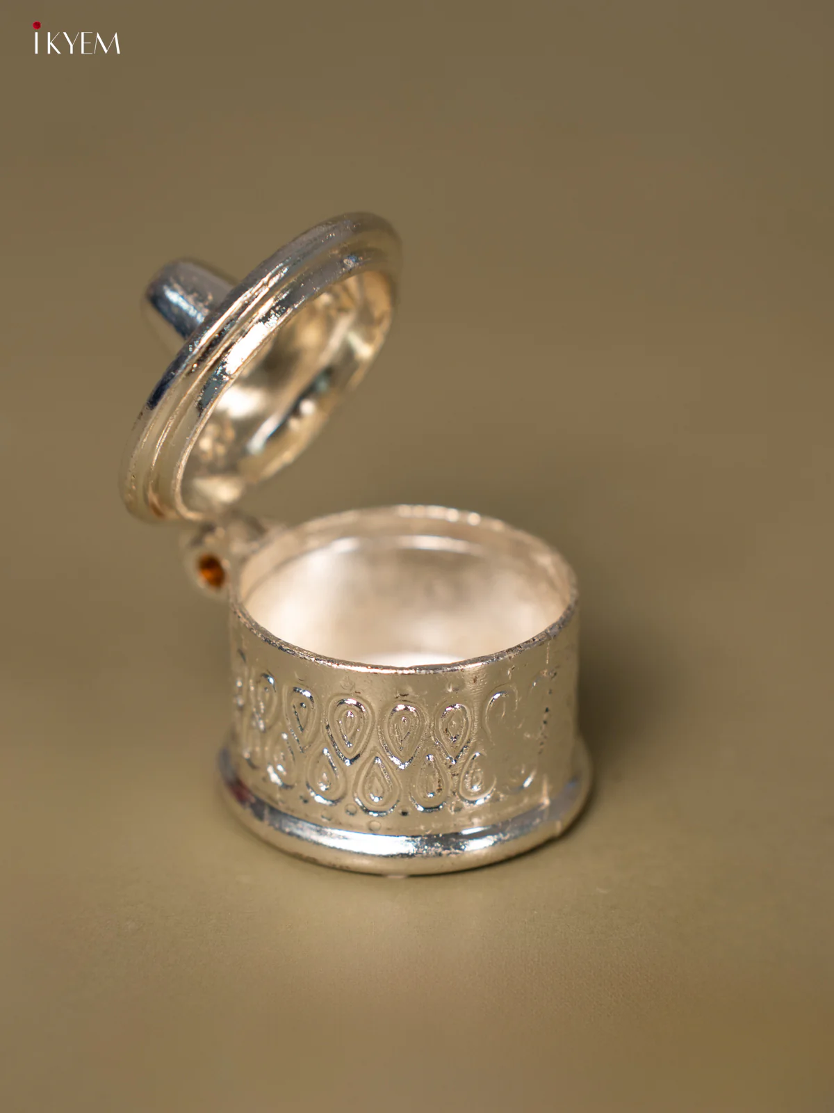 Traditional Silver Plated Kumkum Box - KG15114 - Image 4