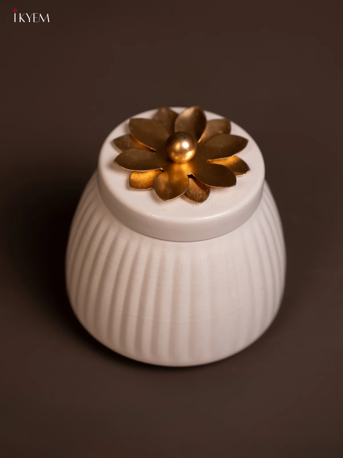 Elegant Metal Dry Fruits Box in White - KE06113 - Image 2