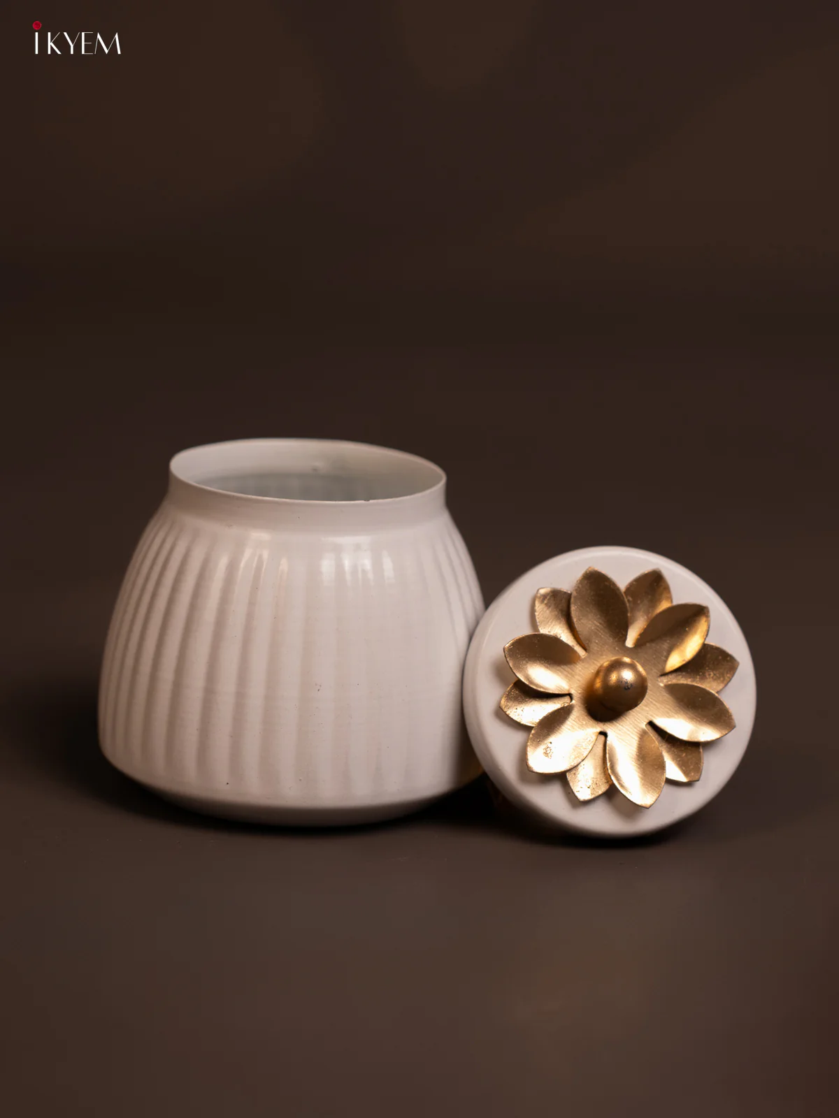 Elegant Metal Dry Fruits Box in White - KE06113 - Image 3