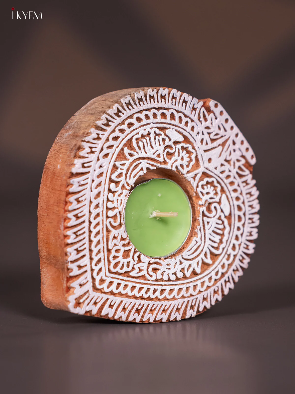 Leaf Shaped Wooden T-light Candle Holder - KI12128 - Image 4