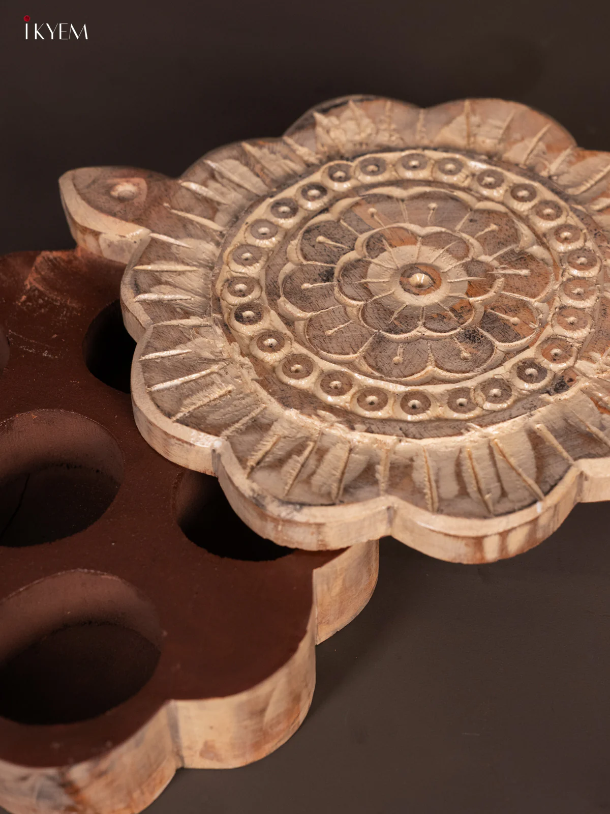 Stunning Wooden Round Masala Box - KG22123 - Image 3