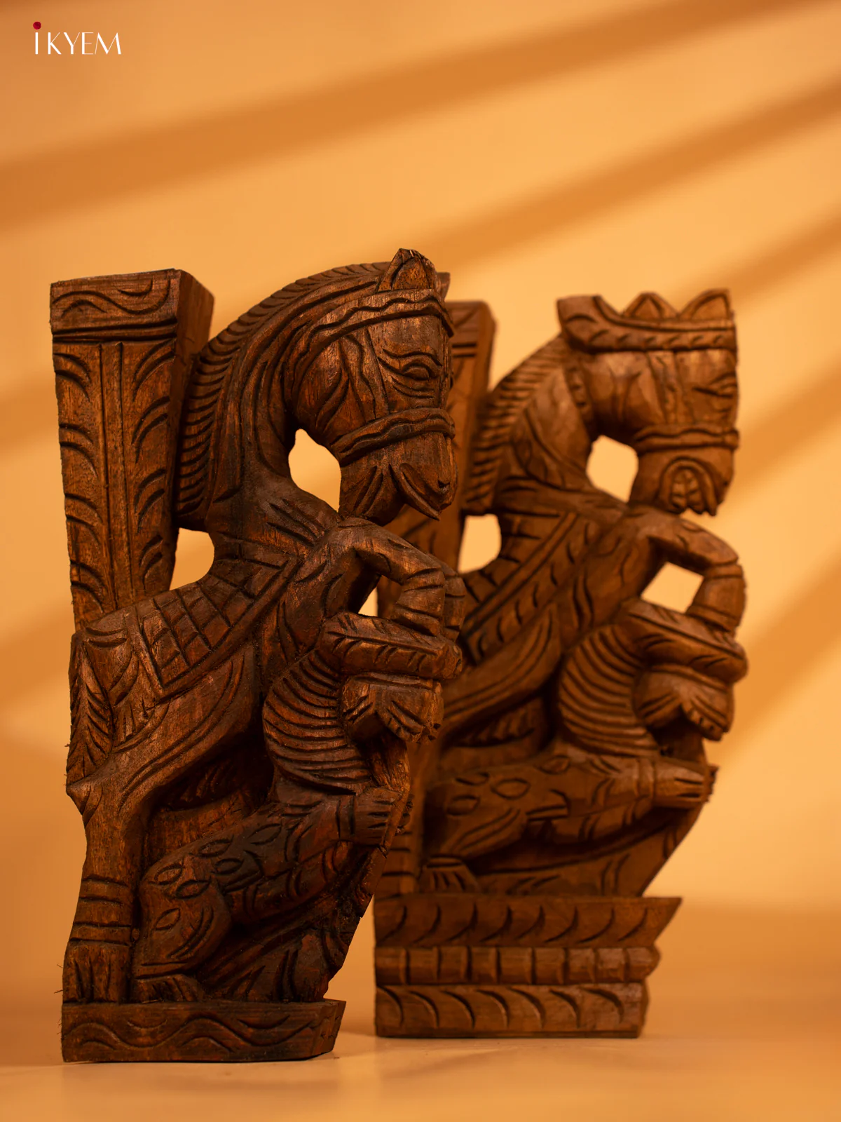 Majestic Hand-Carved Wooden Horse & Yazhi Bracket - (12×6) Inch - KL05122 - Image 2