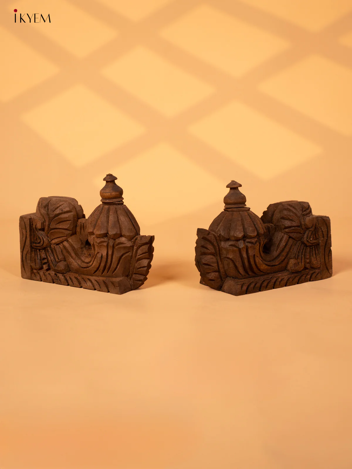 Hand Carved Wooden Yazhi Wall Bracket - KL10117 - Image 5
