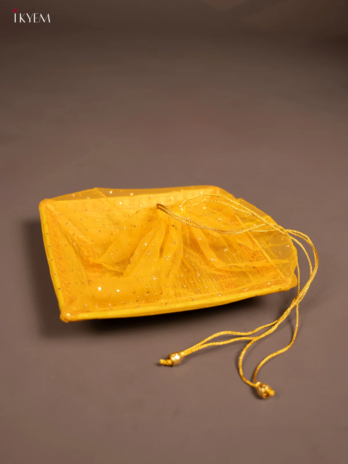 Yellow Korai tray with Potli - KE29176 - Image 2